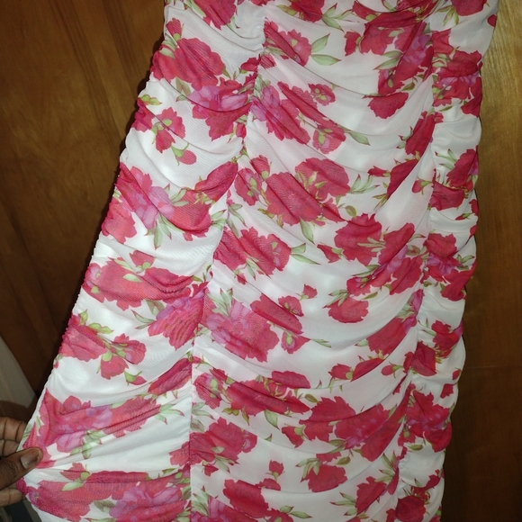 Ruched Dress - Picture 9 of 9